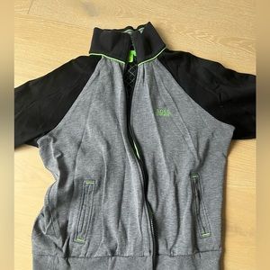 Hugo boss zip up sweater size m
